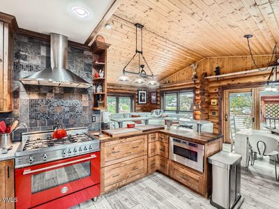 1367 Mesa Dr, Eagle, CO, 81631
