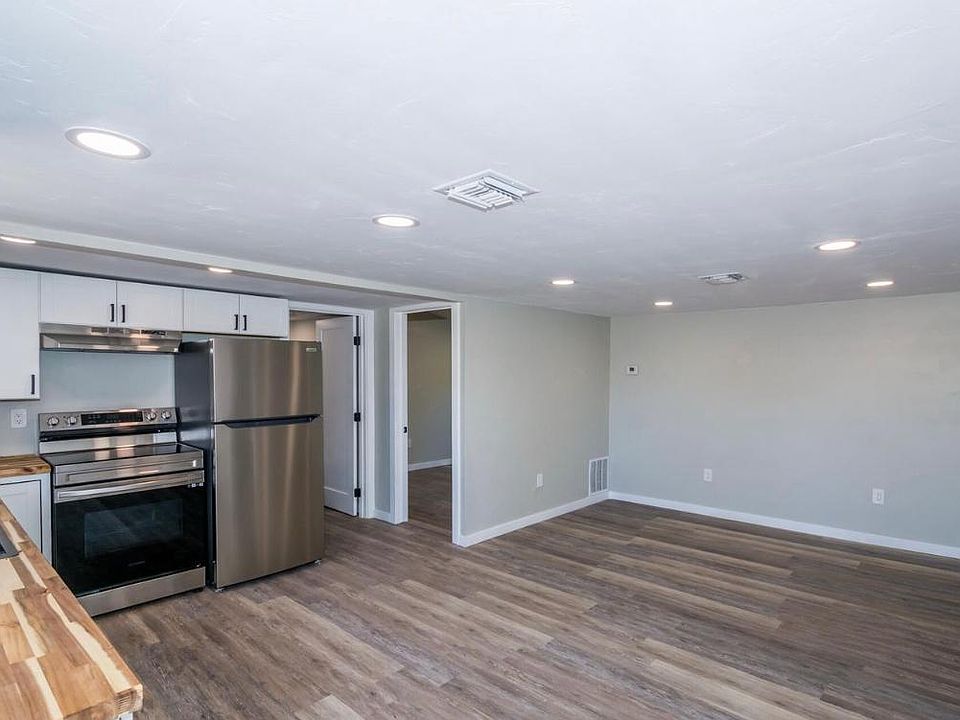 1st image of 4215 E Camino De Palmas #B