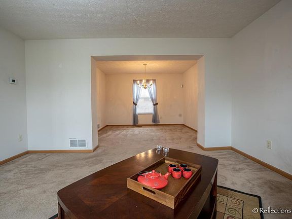 5th image of 2935 Blackbird Ct