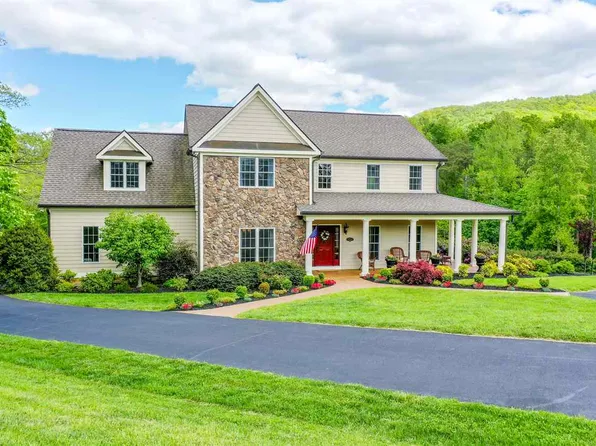 480 Labrador Ln, Charlottesville, VA 22903