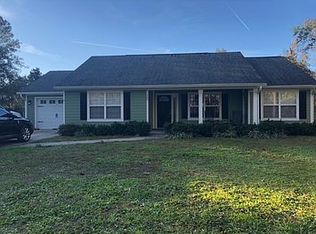 105 Oak Rd E, East Palatka, FL 32131