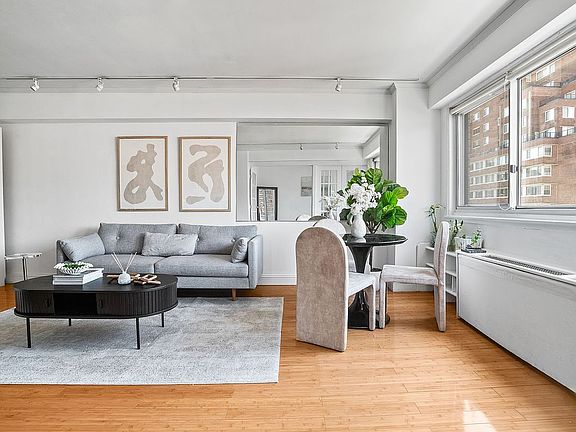 3rd image of 401 E 65th St APT 12F