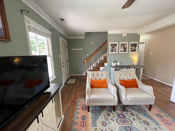 5th image of 6427 Chenault Way