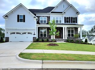 209 Satterfield Cir, Apex, NC 27523