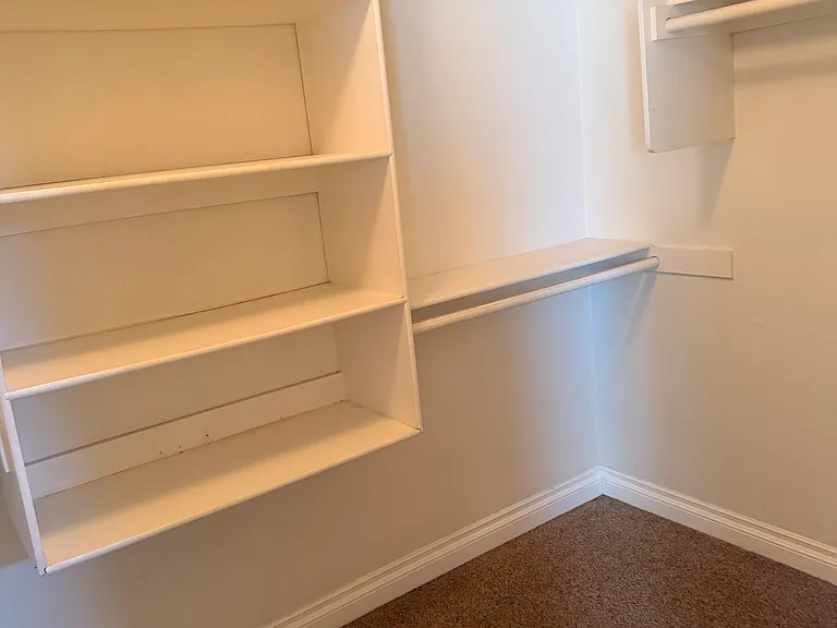 878 Rebecca Dr — Photo 15