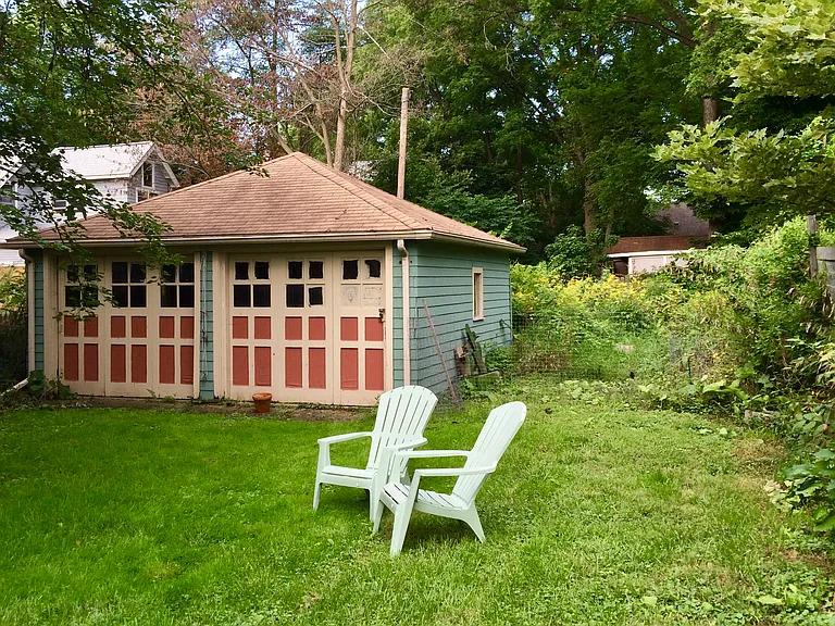 607 Fountain St — Photo 13
