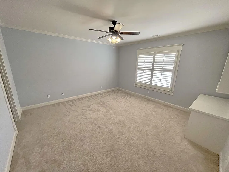 1820 Enclave Hollow Ln E — Photo 17
