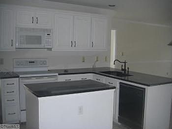 5th image of 4407 Indian Wells Dr