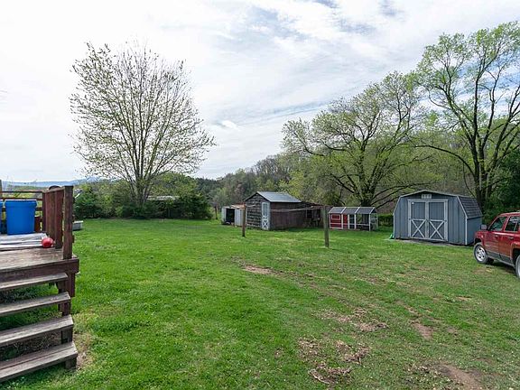 5th image of 3112 Butterfly Ln