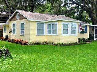 318 Banana Rd, Palm Harbor, FL 34683