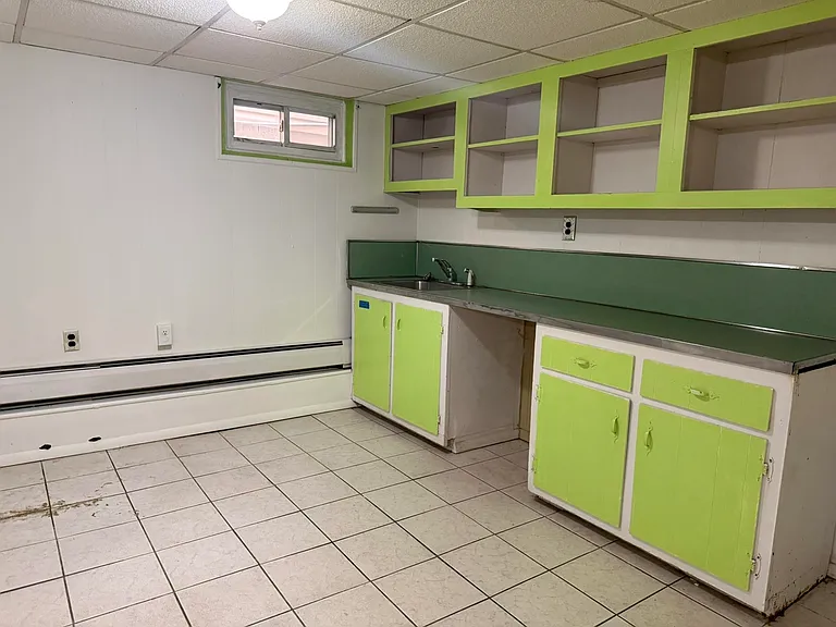 67 Saint Pauls Ave #1 — Photo 22