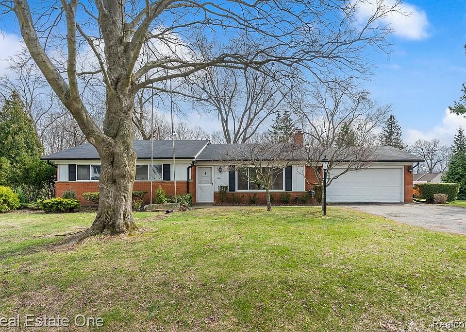 1st image of 3161 Woodcrest Rd