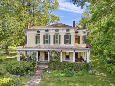 400 E Carrollton St, Magnolia, OH, 44643