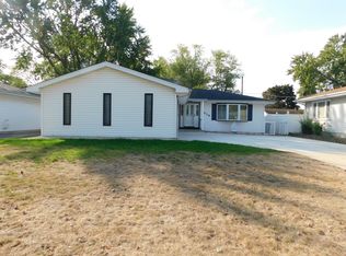 3038 100th Pl, Highland, IN 46322