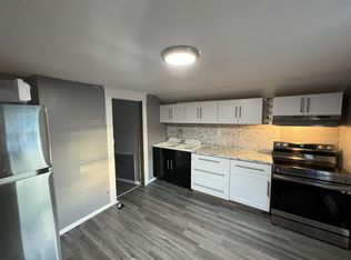 200 Hill St #2R, Waterbury, CT 06704