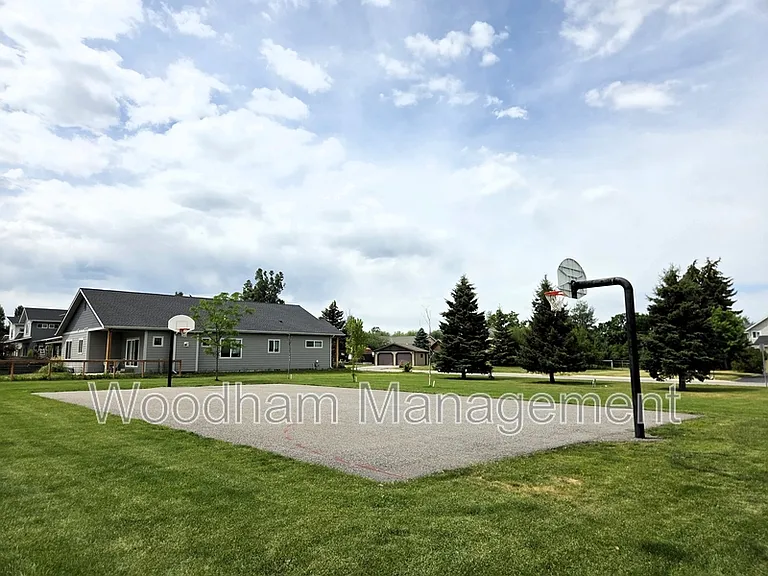 3026 W Villard St #F — Photo 26