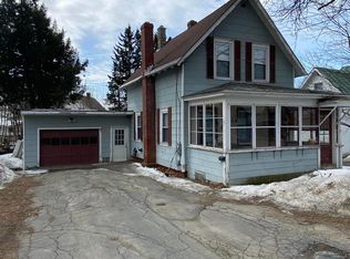 33 Nichols St, Madison, ME 04950