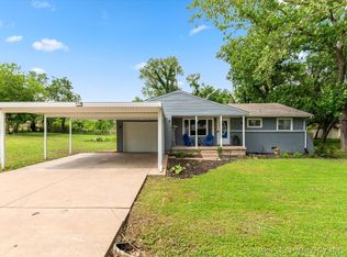3906 Limestone Rd, Bartlesville, OK 74006