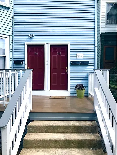 3-114-116 Thornton St #3 Photo 1