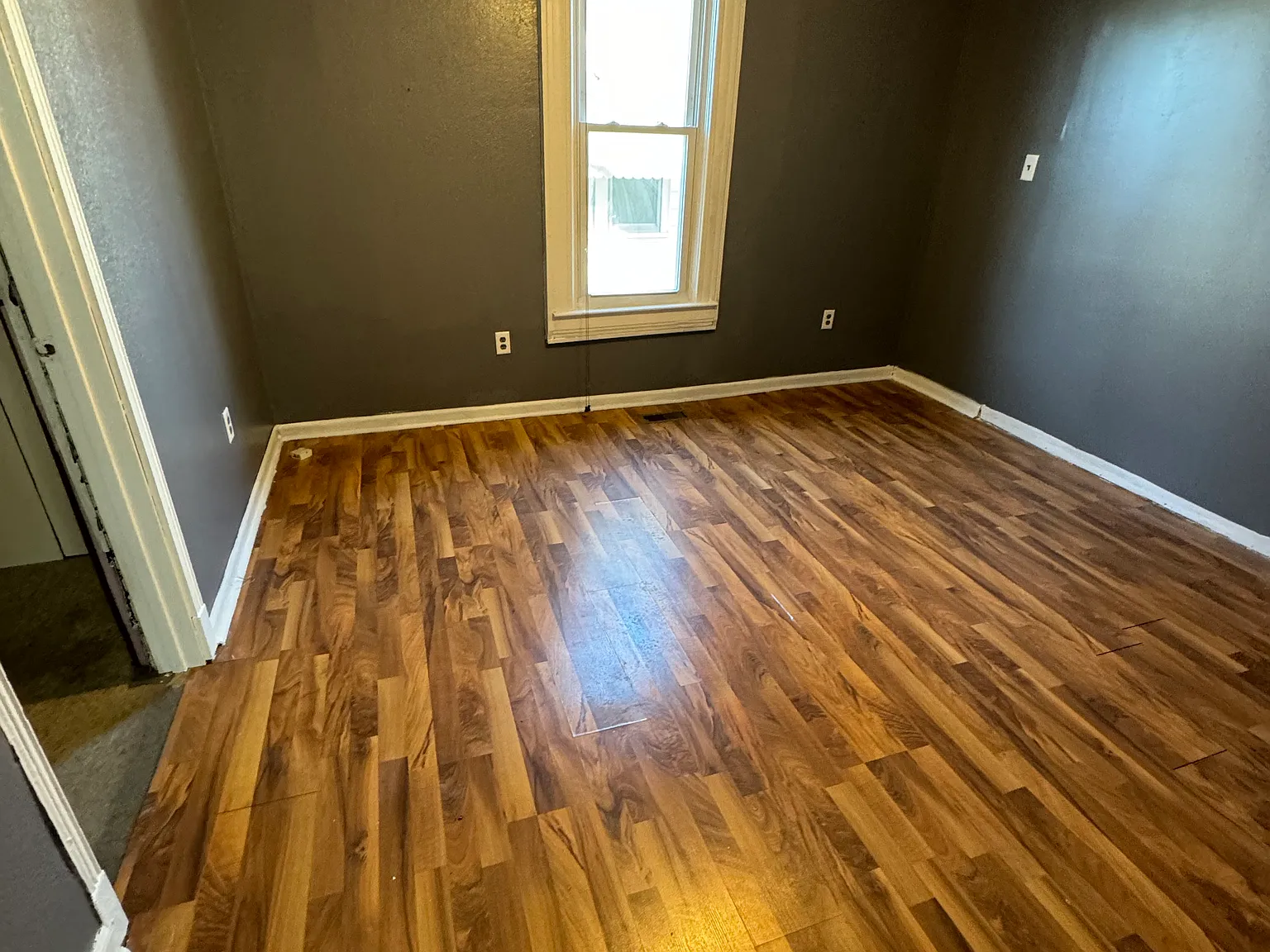 3 bed, 1050 sqft, $1,200 — Photo 4