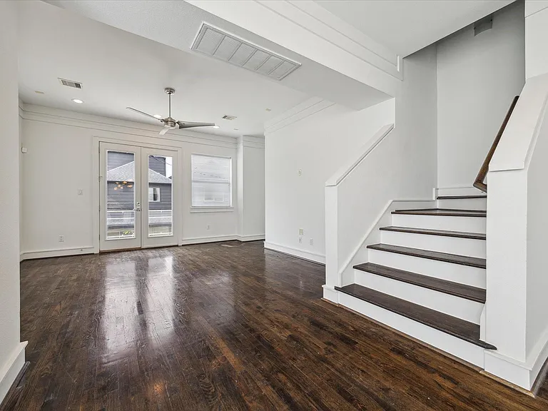 1012 Stanford St — Photo 18