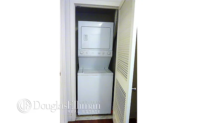 Rented by Douglas Elliman | media 19