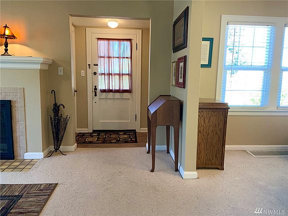 5th image of 141 Beacon Hill Dr