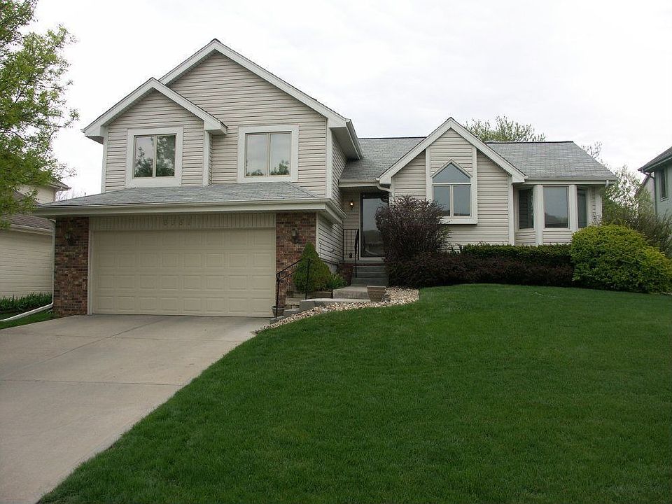 For Sale: 6351 North 105 St, Omaha, NE 68134