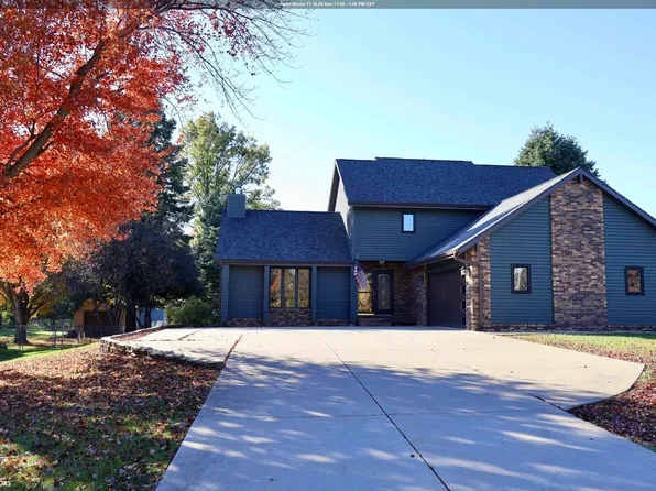 612 Westwood Dr, Marshalltown, IA 50158