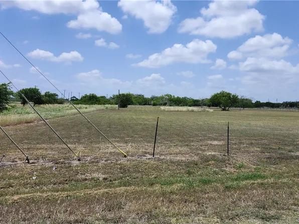 230 County Road 348, Orange Grove, TX 78372