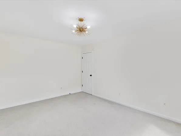 433 Mayview Dr, Creedmoor, NC 27522