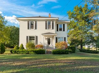 116 E Monaville Rd, Lake Villa, IL 60046