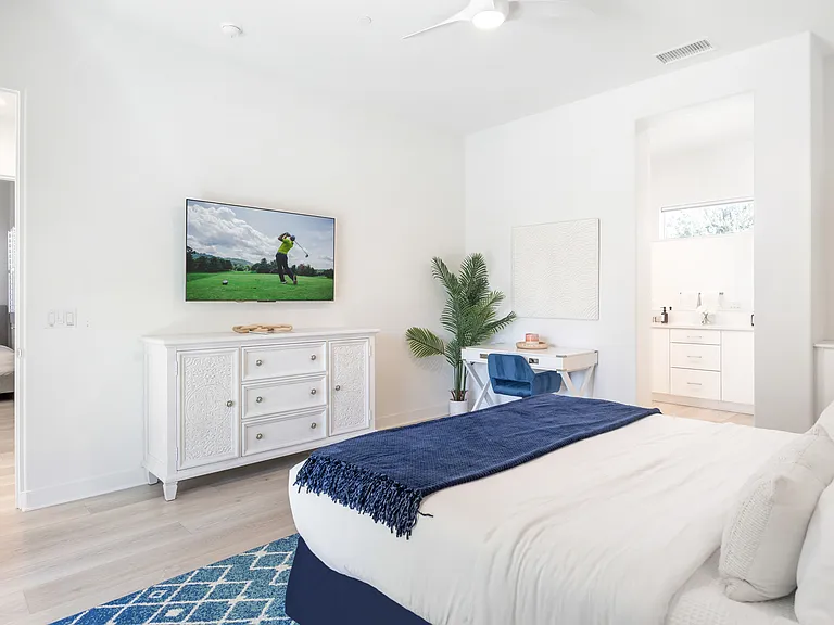 Master Suite 1