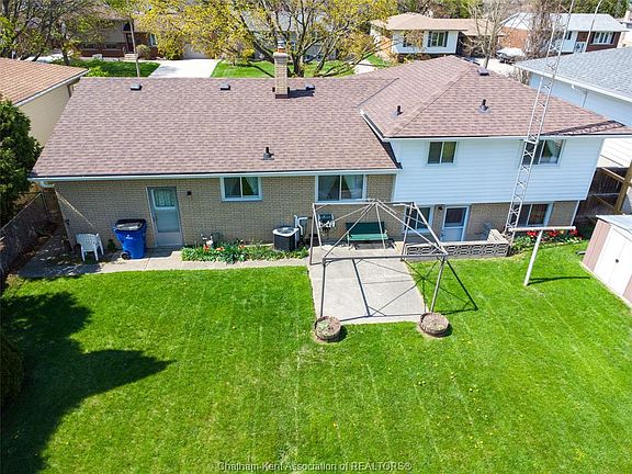 2nd image of 22 Pembroke Cres