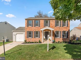6252 Dawn Day Dr, Columbia, MD 21045