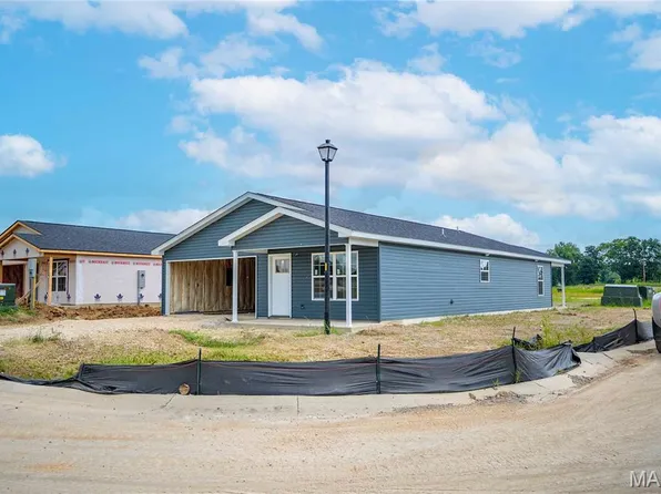 6 N High Garden Cpe, Girardeau, MO 63701