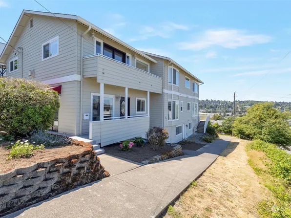 3660 13th Avenue W, Seattle, WA 98119