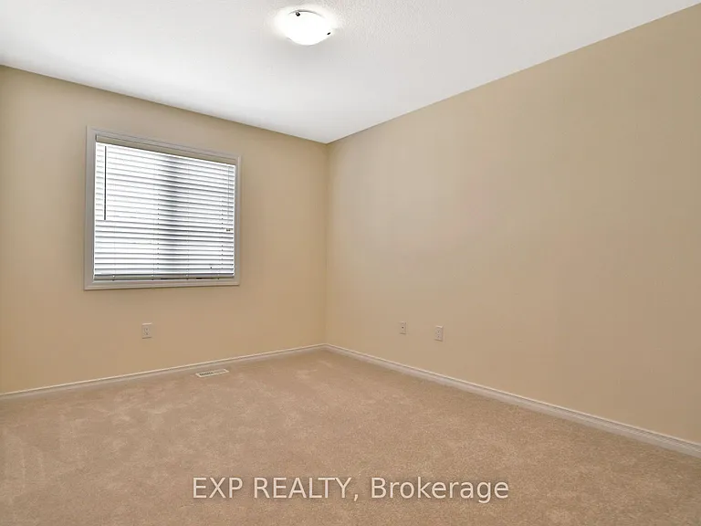 7 Pagebrook Cres — Photo 17