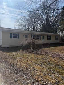 11105 Bryce Rd, Emmett, MI, 48022