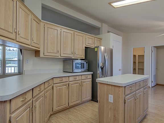 4th image of 6525 Sunrise Blvd Space 77