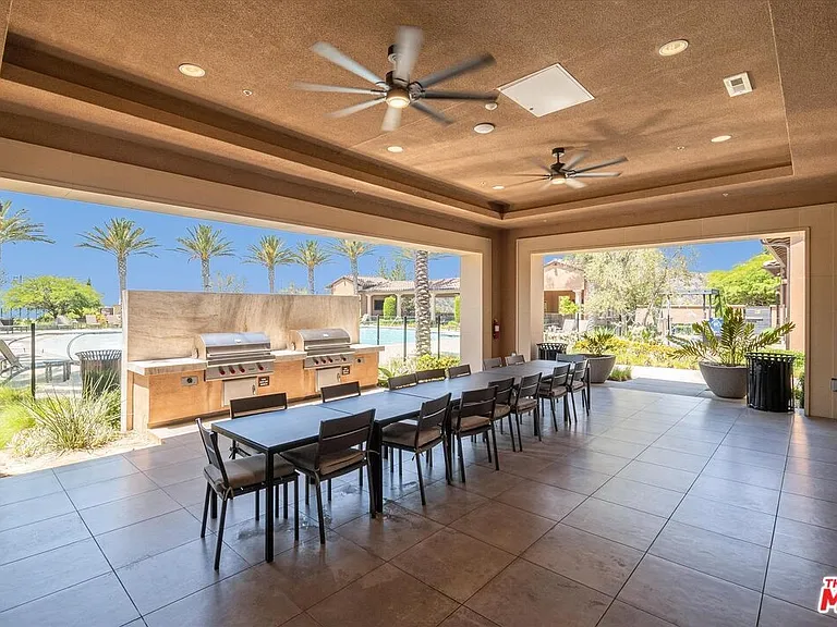 20646 W Chestnut Cir — Photo 38