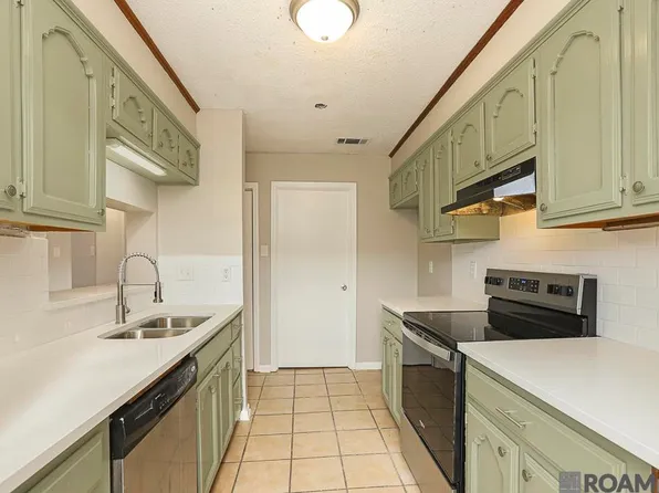 4625 Parkoaks Dr APT 33, Baton Rouge, LA 70816