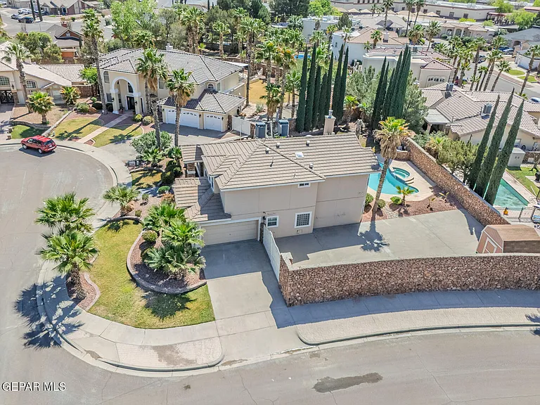 2066 Paseo Del Prado Dr — Photo 51
