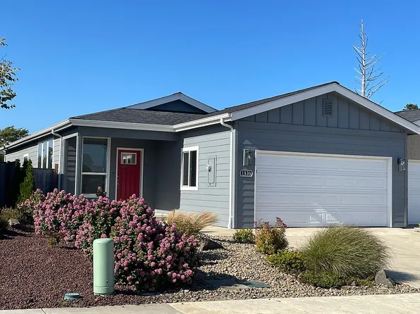 1535 53rd St, Florence, OR 97439