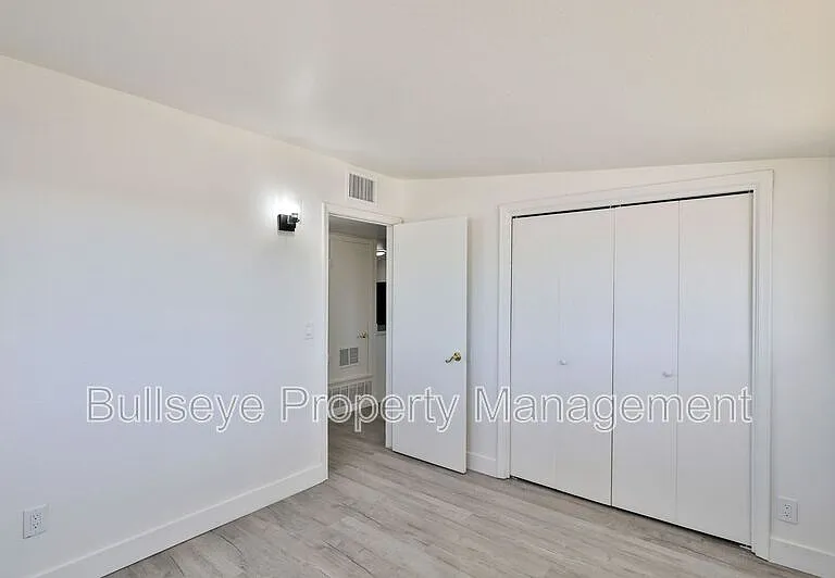 621 S California St #A — Photo 13