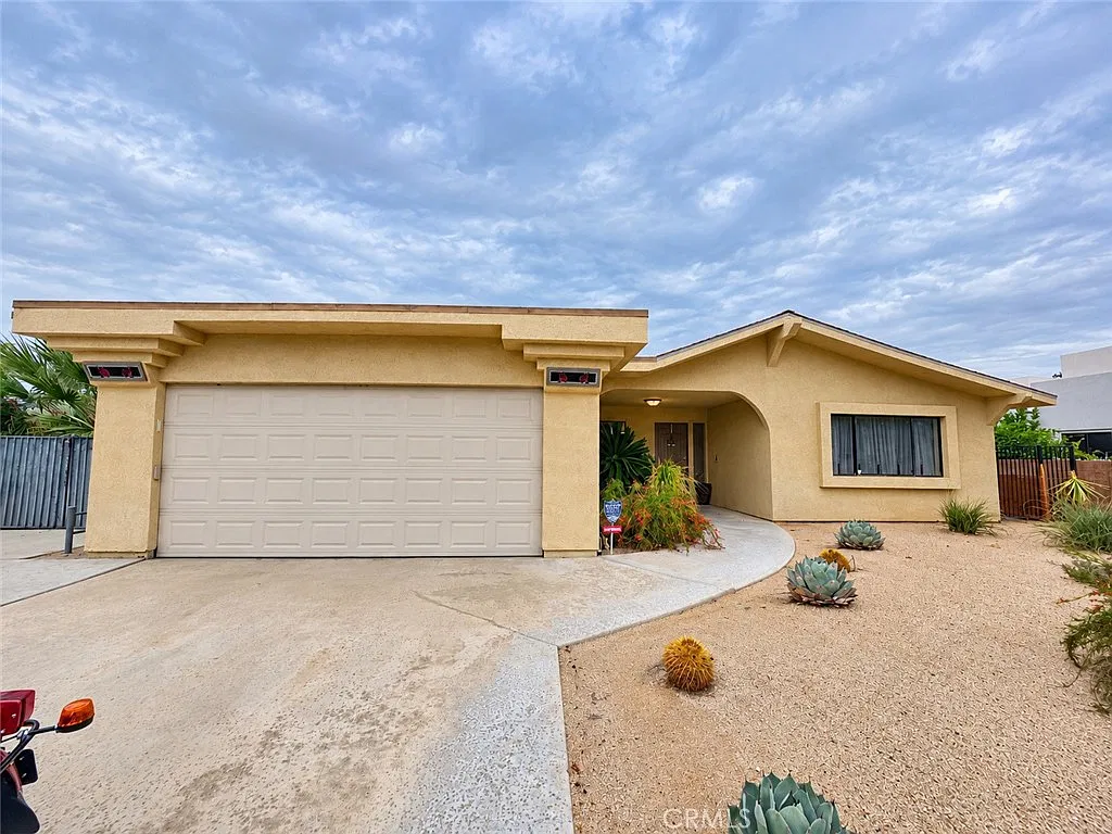 3 bed, 1875 sqft, $3,500 — Photo 1