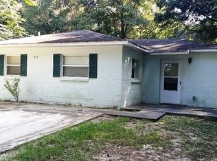 215 SE 9th St, Williston, FL 32696