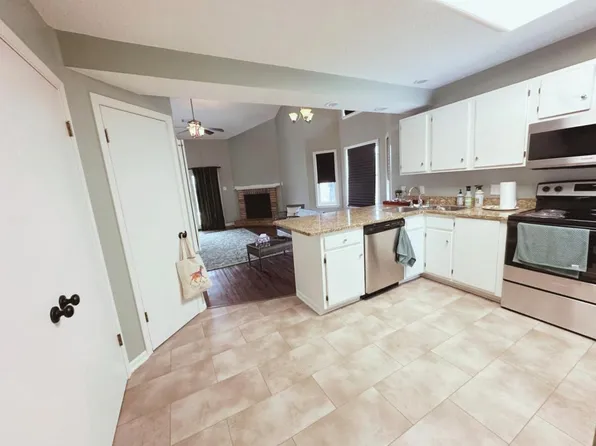 112 Goodner Ln, Hot Springs, AR 71913