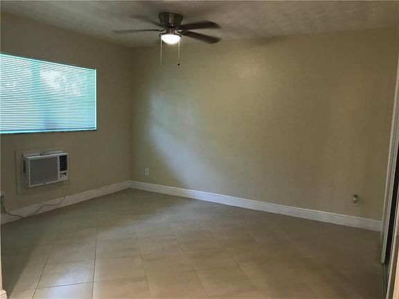 3rd image of 2710 NW 26th St APT 3