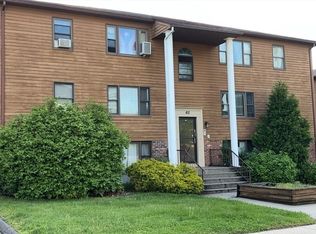 60 Chapin St APT R, Holyoke, MA 01040